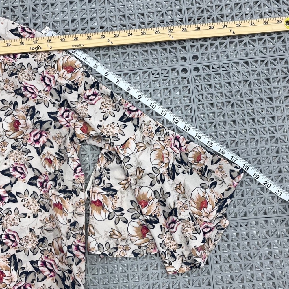Liberty Love Women's Blouse 2XL Pink Floral Bell Split Sleeve Boho Feminine - Picture 9 of 11